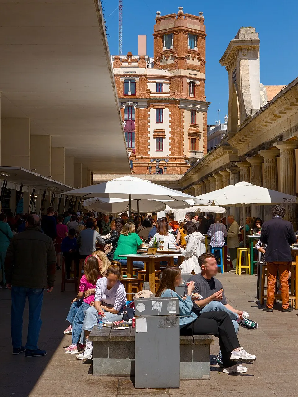 Carnival Sunday: Carrusel de Coros at the Central Market